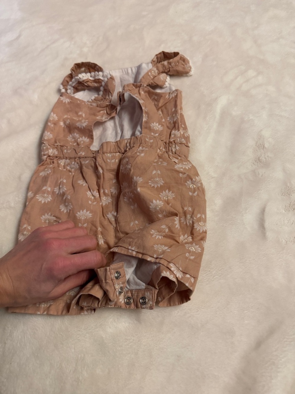 NWOT Rachel Zoe Dusty Pink Floral Girls' Romper with Ruffle Straps - Picture 5 of 5